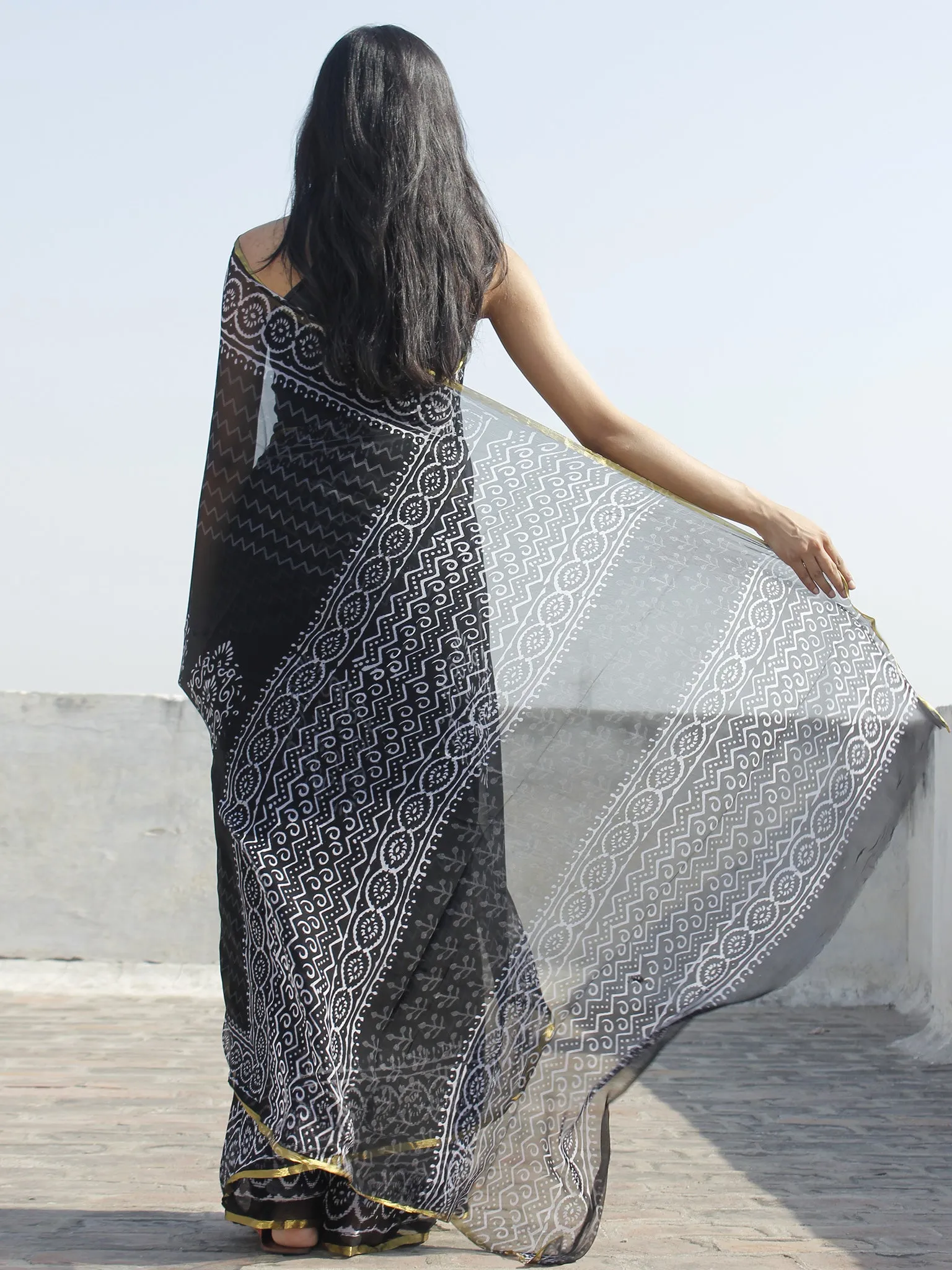 Black White Hand Block Printed Chiffon Saree - S031702316