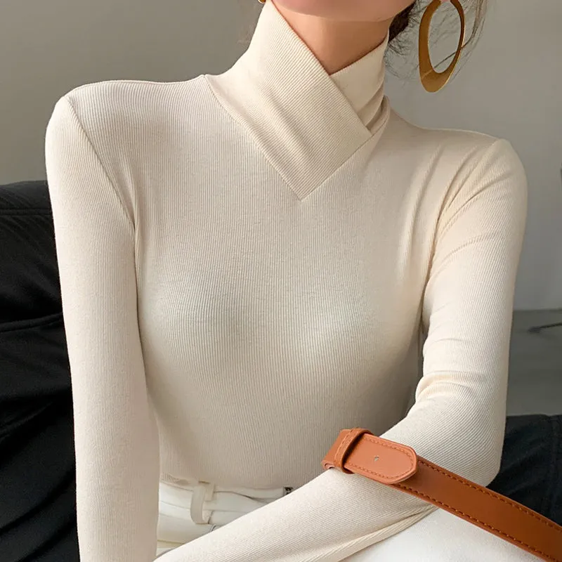 CALIENNE ELEGANT TURTLENECK SWEATER