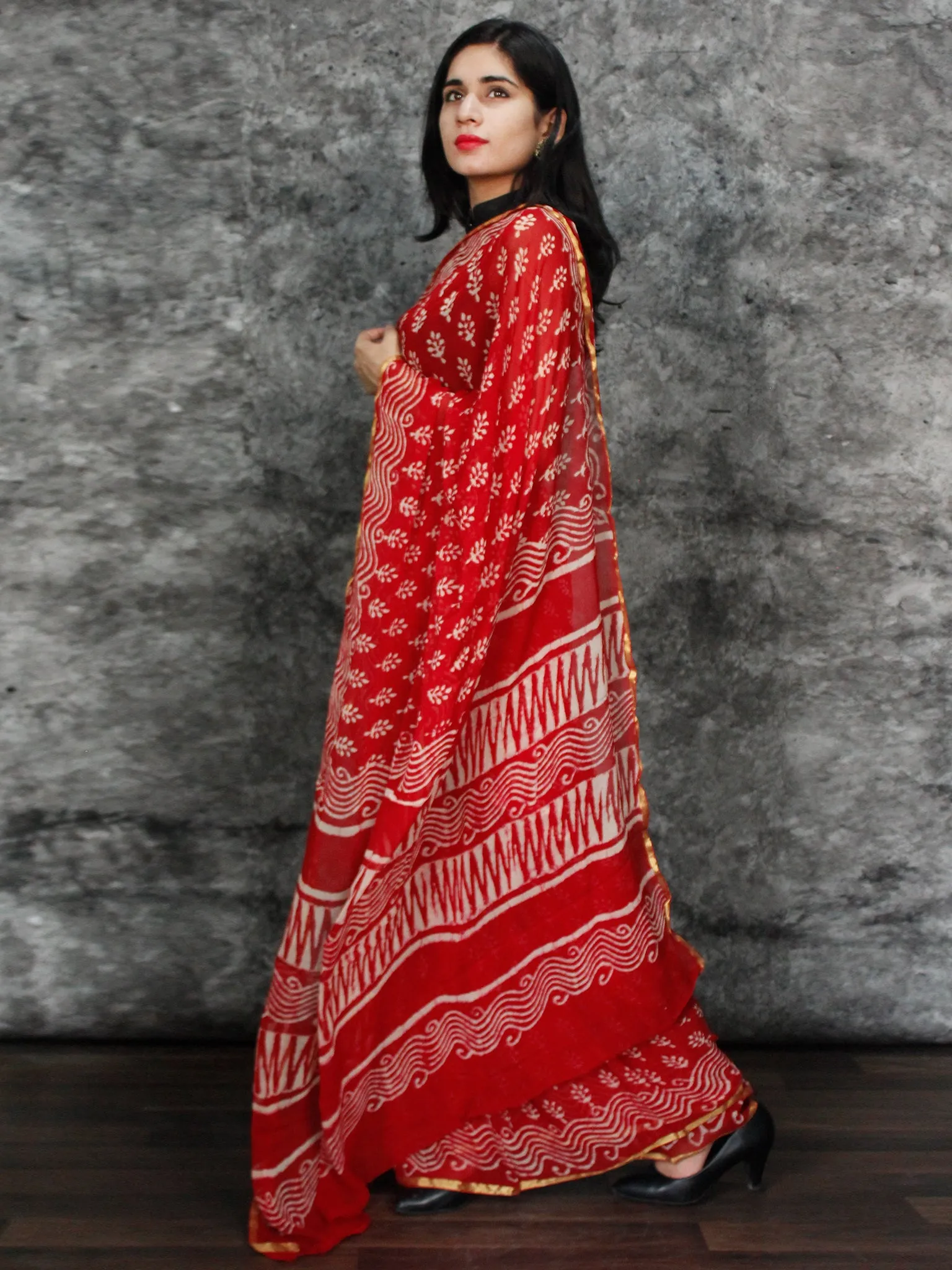 Red White Hand Block Printed Chiffon Saree with Zari Border - S031703125