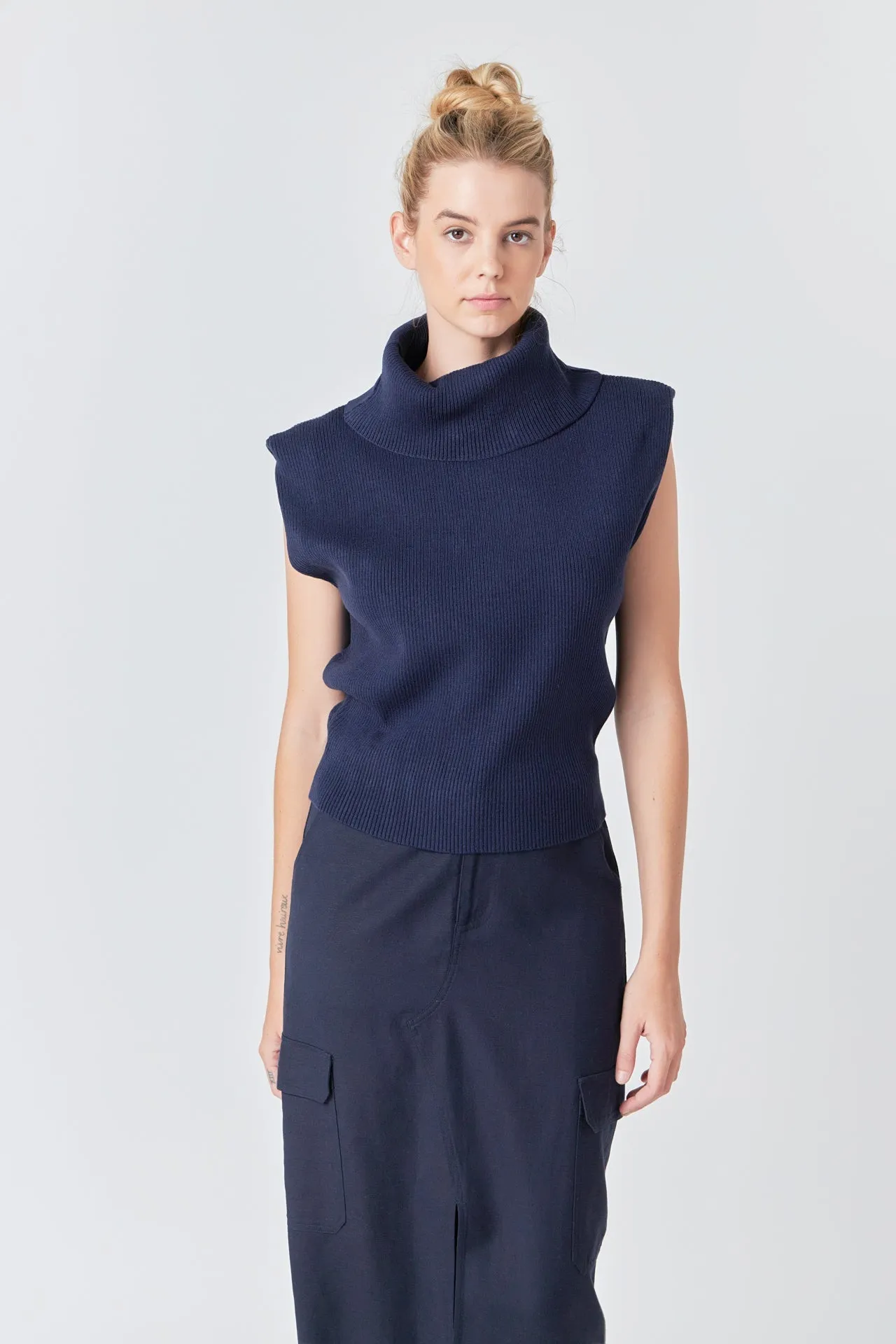 Turtleneck Sleeveless Sweater